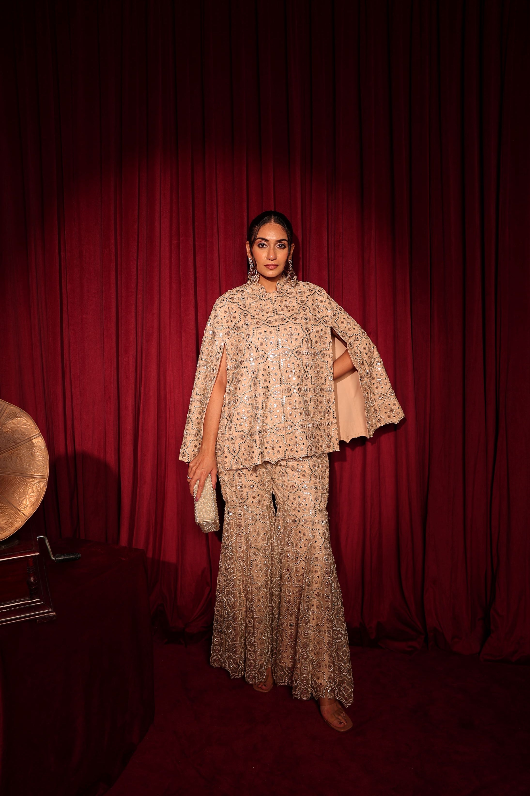 Aaina Ada Mirror Cape Set - Ivory