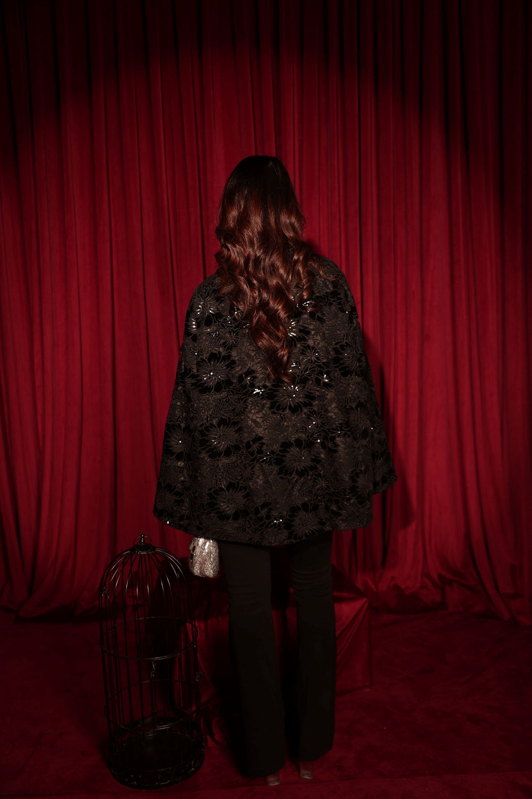 Fragrant Floral Sequins Cape Jacket - Black