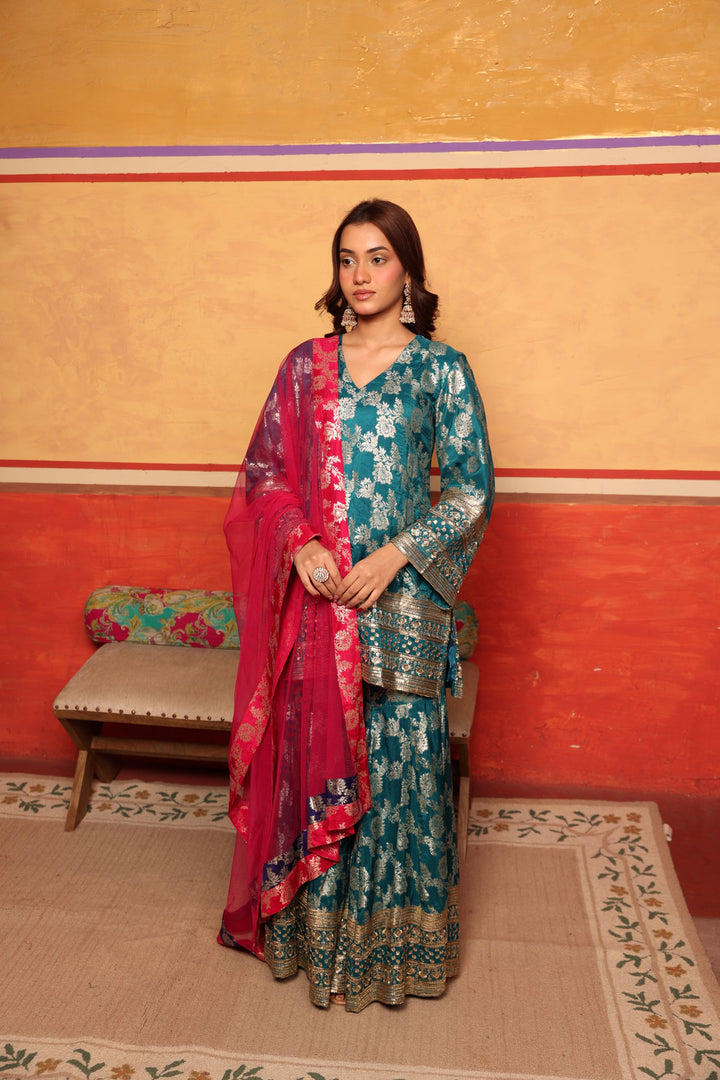 Banarasi Begum Sharara Set w Pink Dupatta - Turqouise