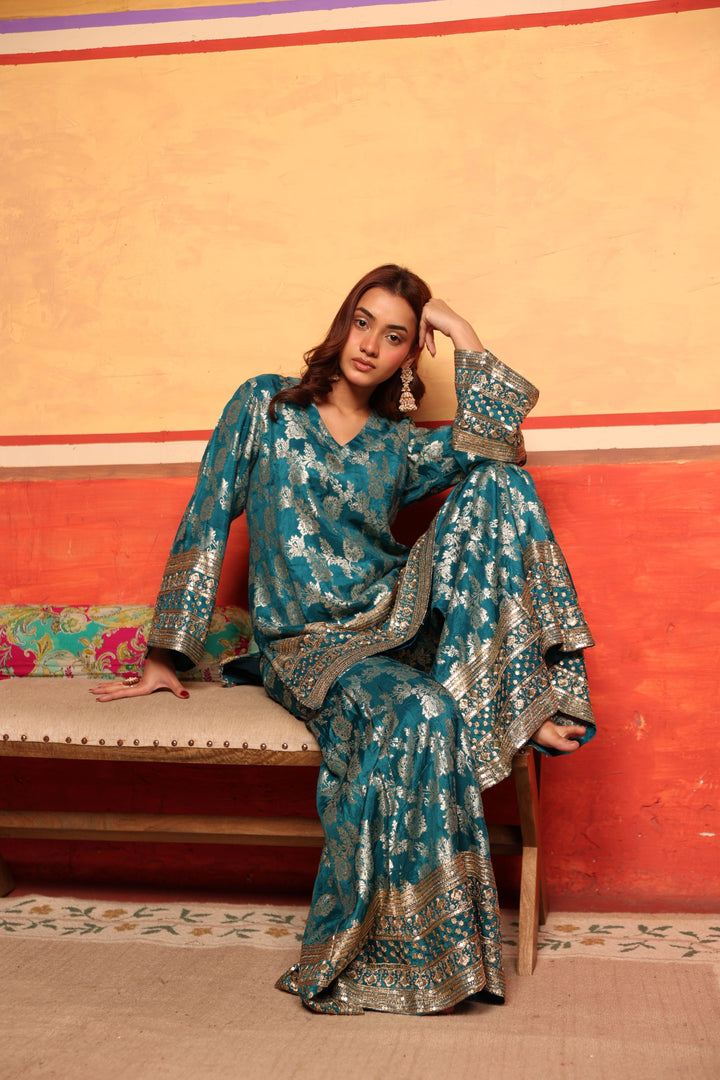 Banarasi Begum Sharara Set w Pink Dupatta - Turqouise