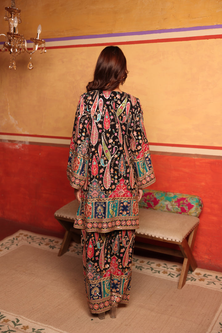 Elizey Paisley Coordinated Kurta Set - Black