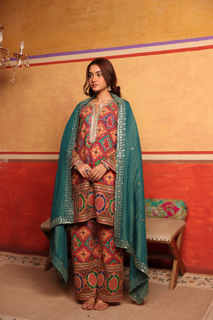 Elizey Paisley Coordinated Kurta Set w Chunni - Red