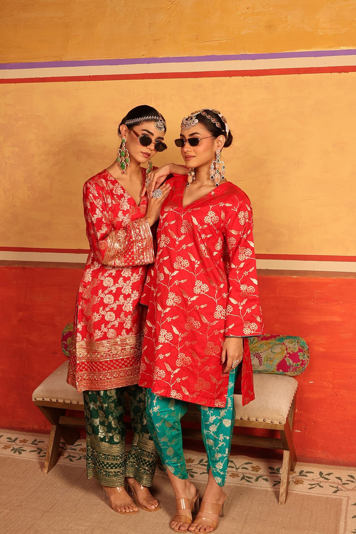 Banarasi Begum Tunic Tulip Set - Red and Dark Green