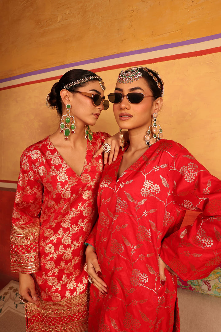 Banarasi Begum Tunic Tulip Set - Red and Dark Green