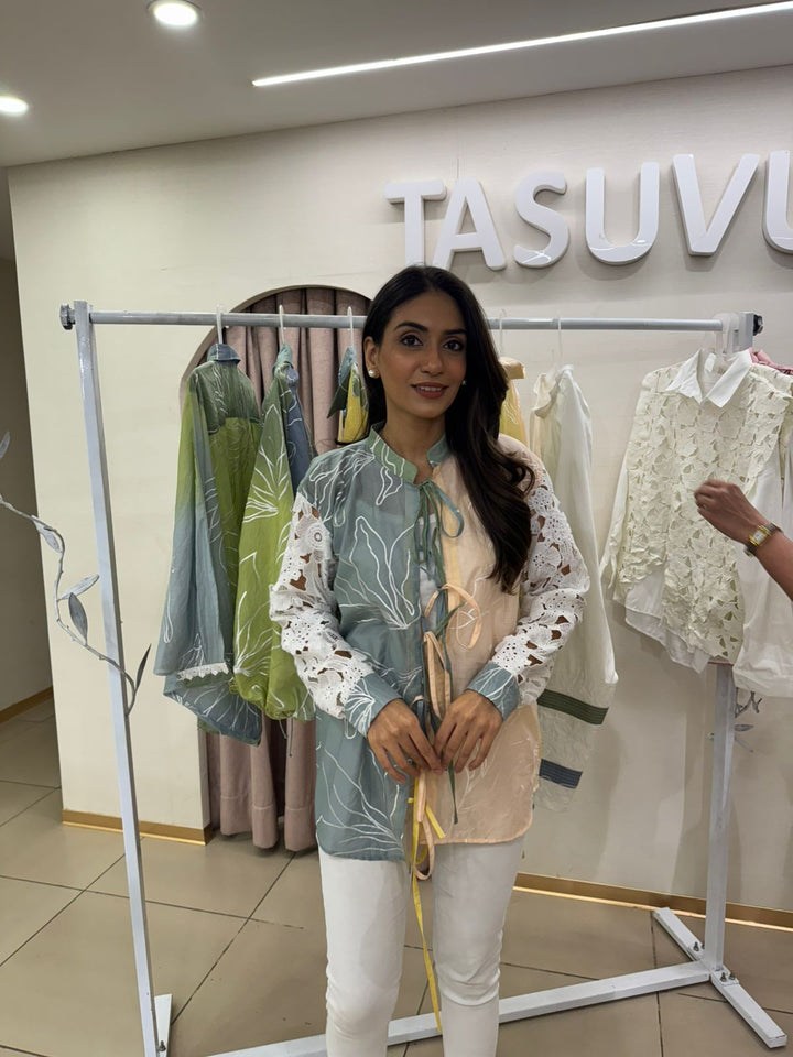 Elahe Ombre Lace Shirt - Peach