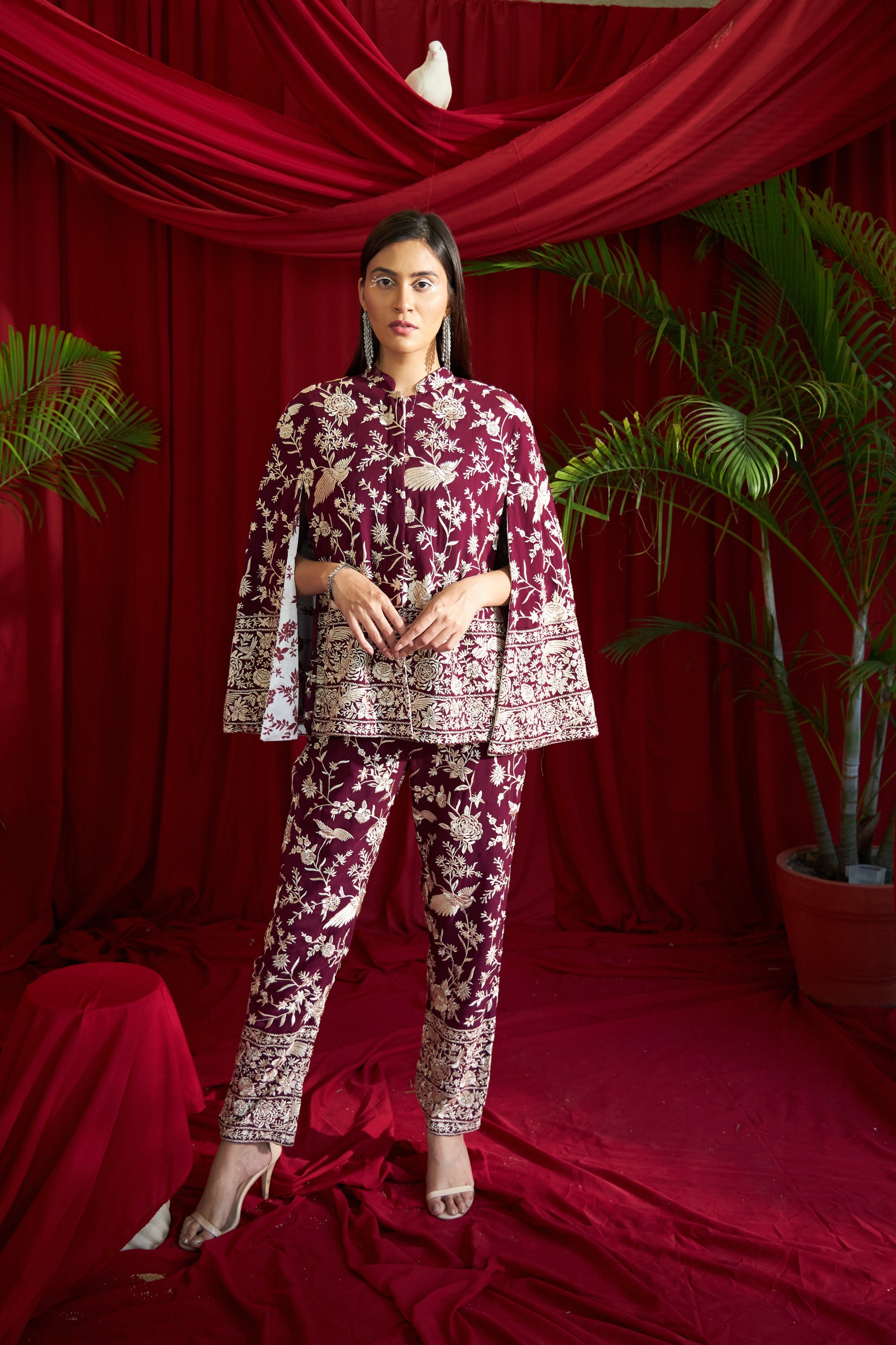 Reyna Gara Glazed Cape Jacket With Coordinated Pants- Wine