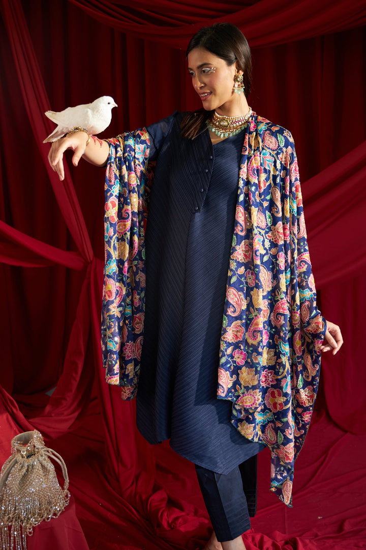 Potli Button Tunic Set With Dupatta - Blue