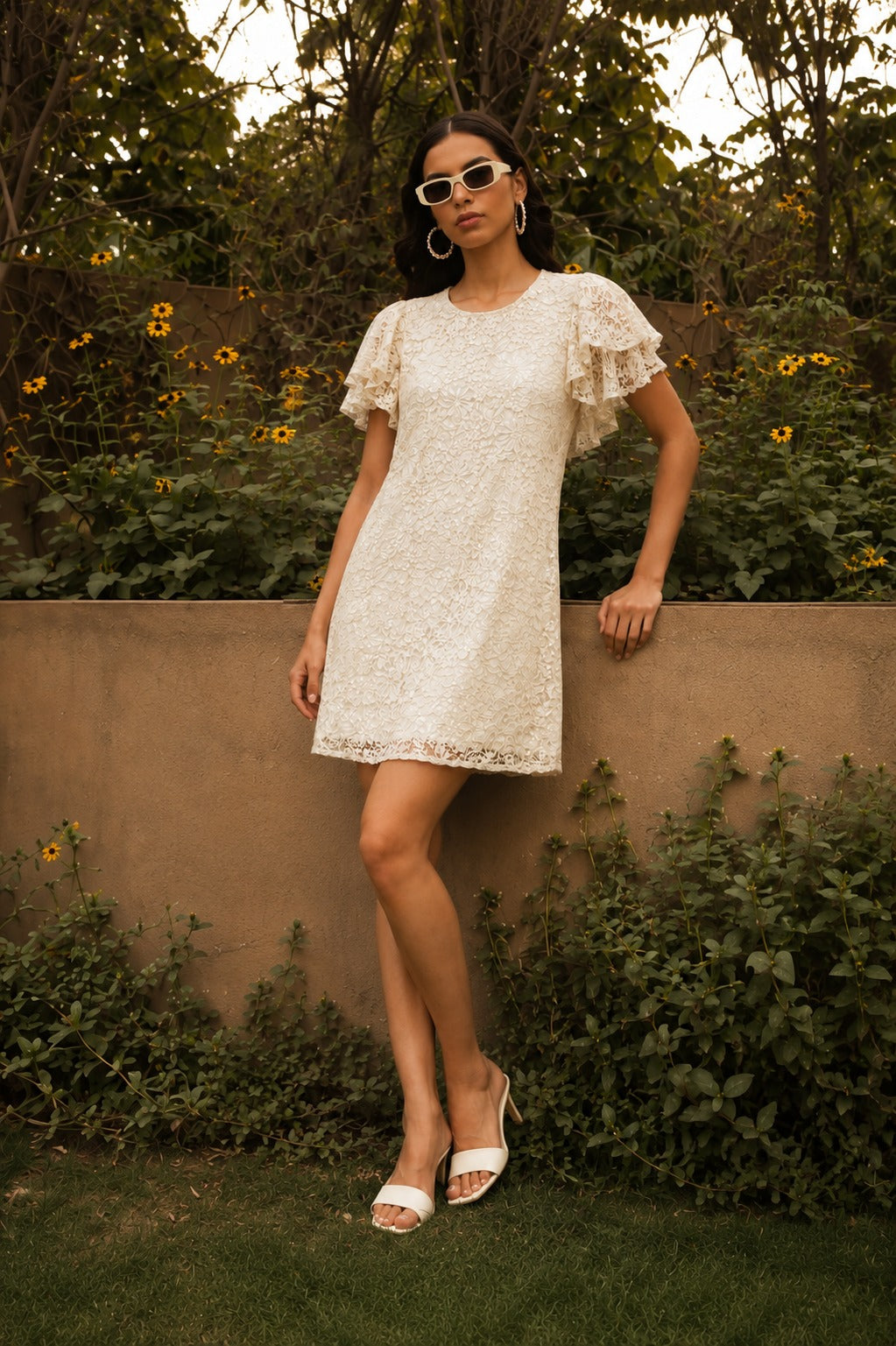 LACE DRESS - BEIGE