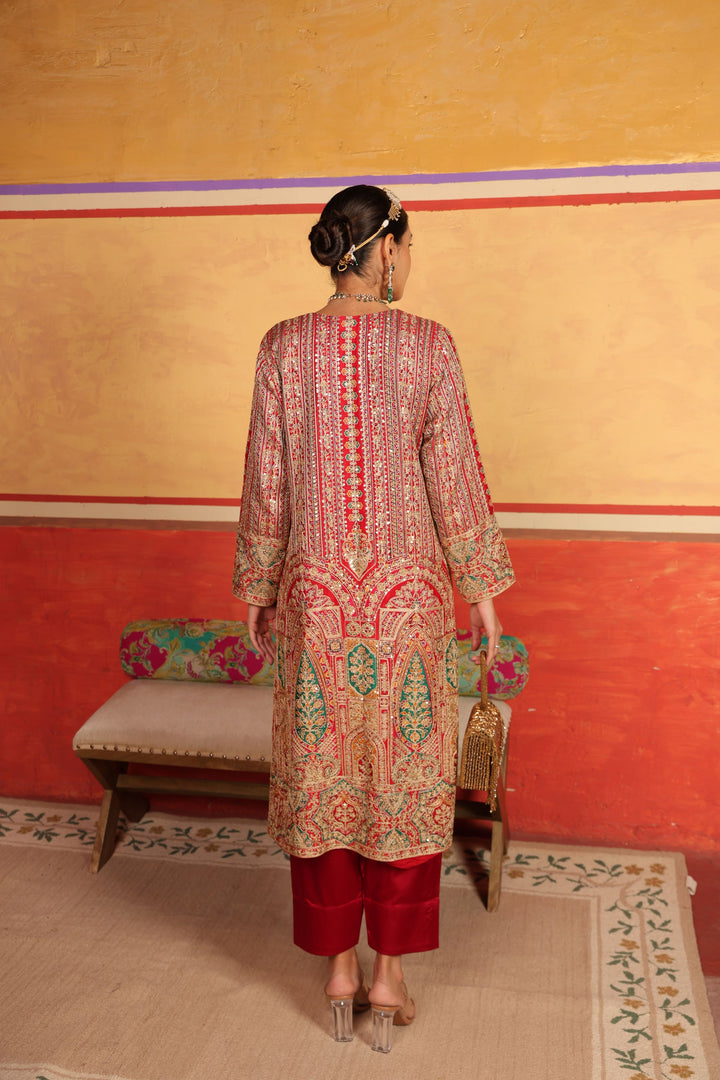Elizey Paisley Kurta Set with Plain Pant - Red