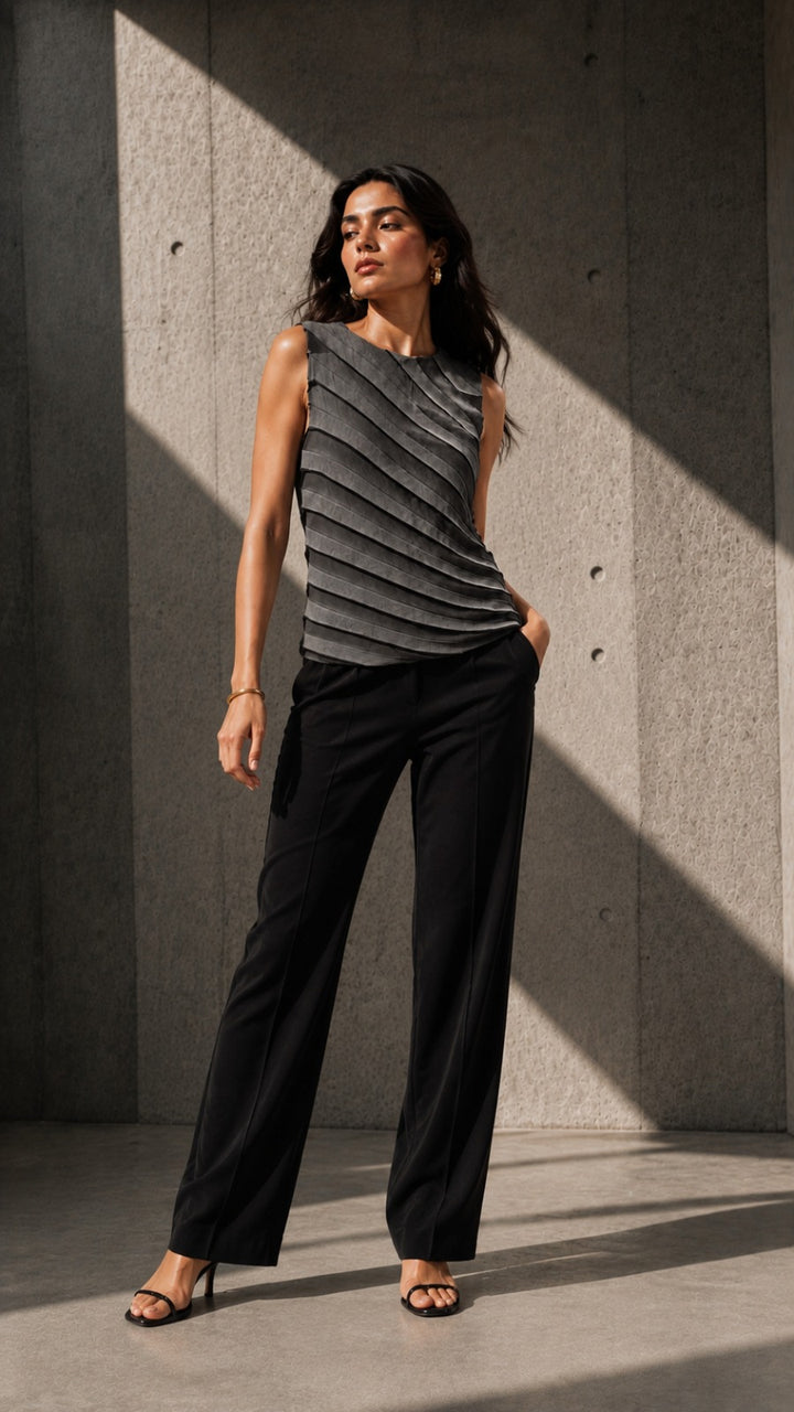 SLEEVELESS TOP-GREY
