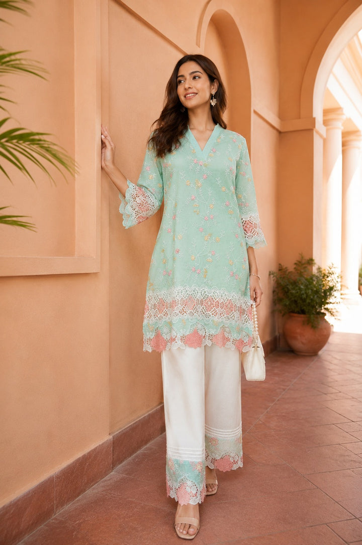 Myra Mesh Floral Lace Kurta With Pants -Green Rose