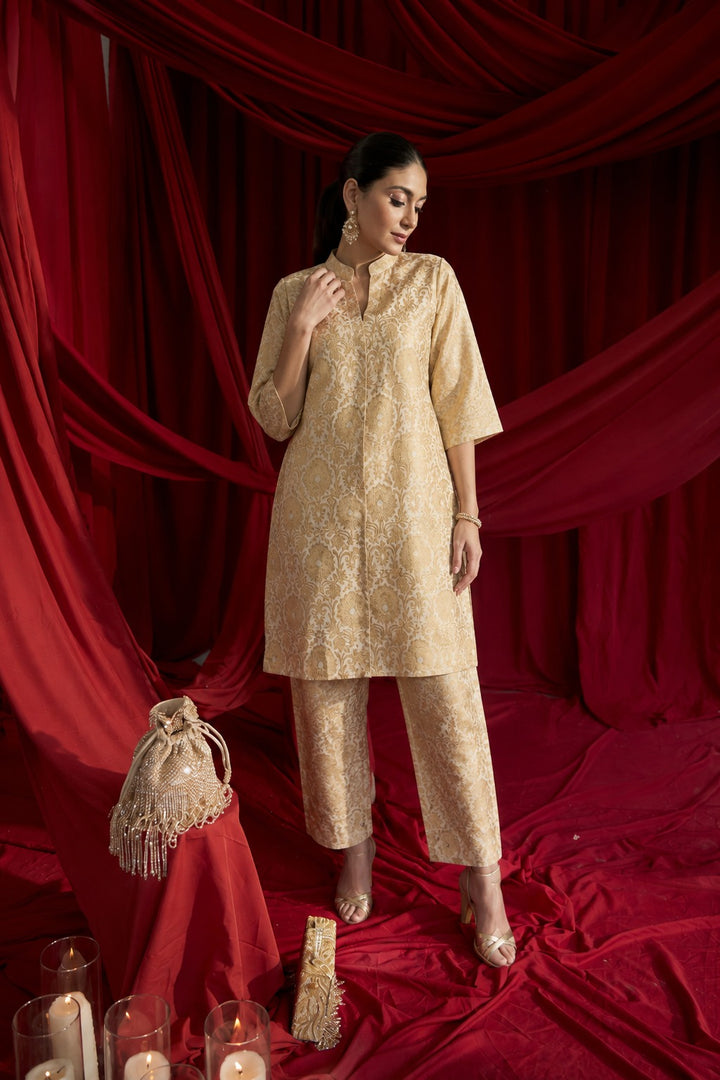 BROCADE SET- GOLD