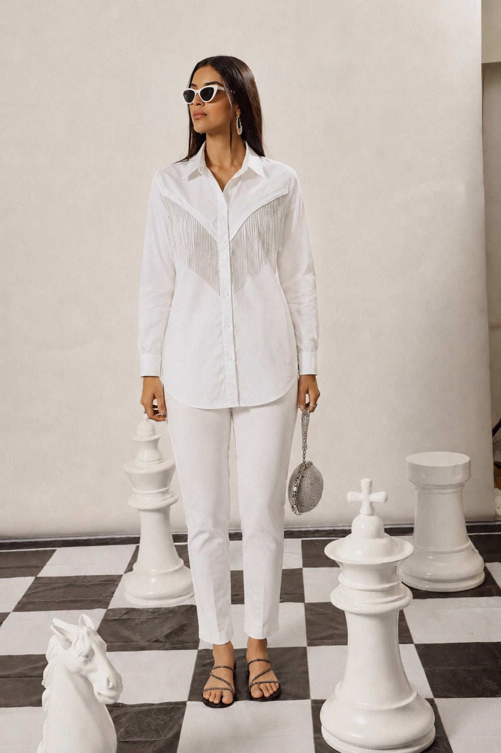 SILVER CHAIN SHIRT- WHITE