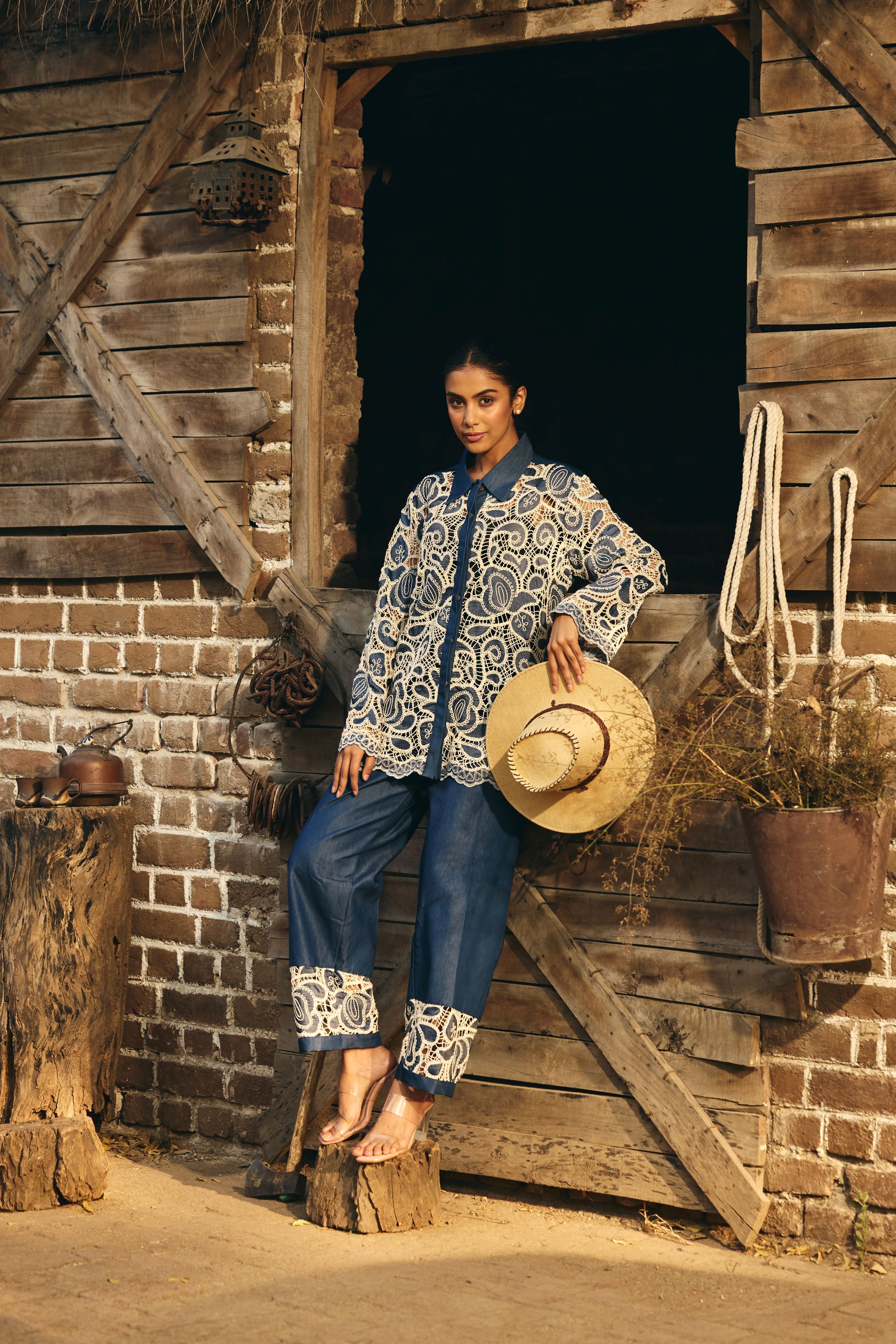 Danielle Daisy Lace Co-ord Set - Ivory & Blue