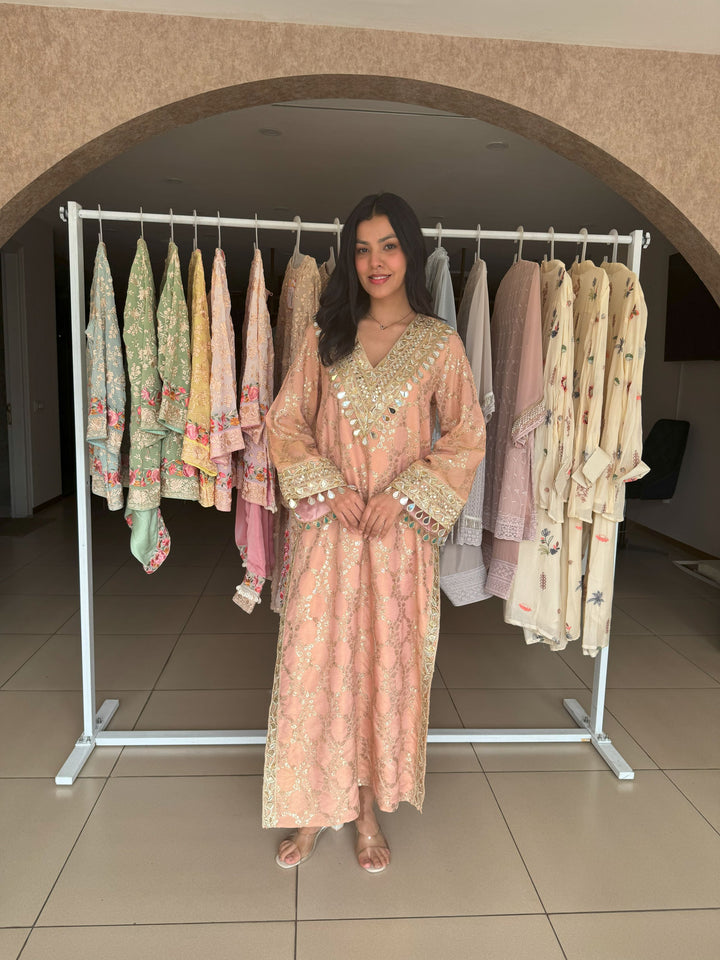 Embroidered Kaftan - Pink