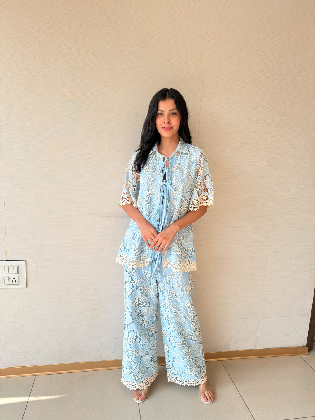 Riveria Lace Distressed Set - Powder Blue