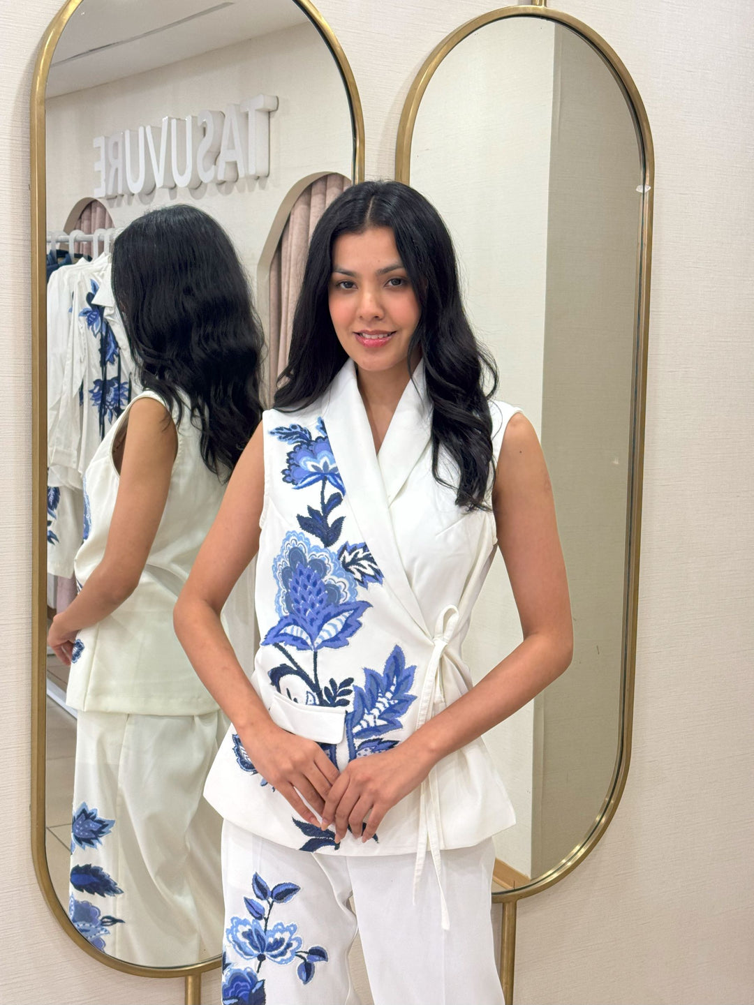 Danielle Floral Embroidered Waistcoat Set - White & Blue