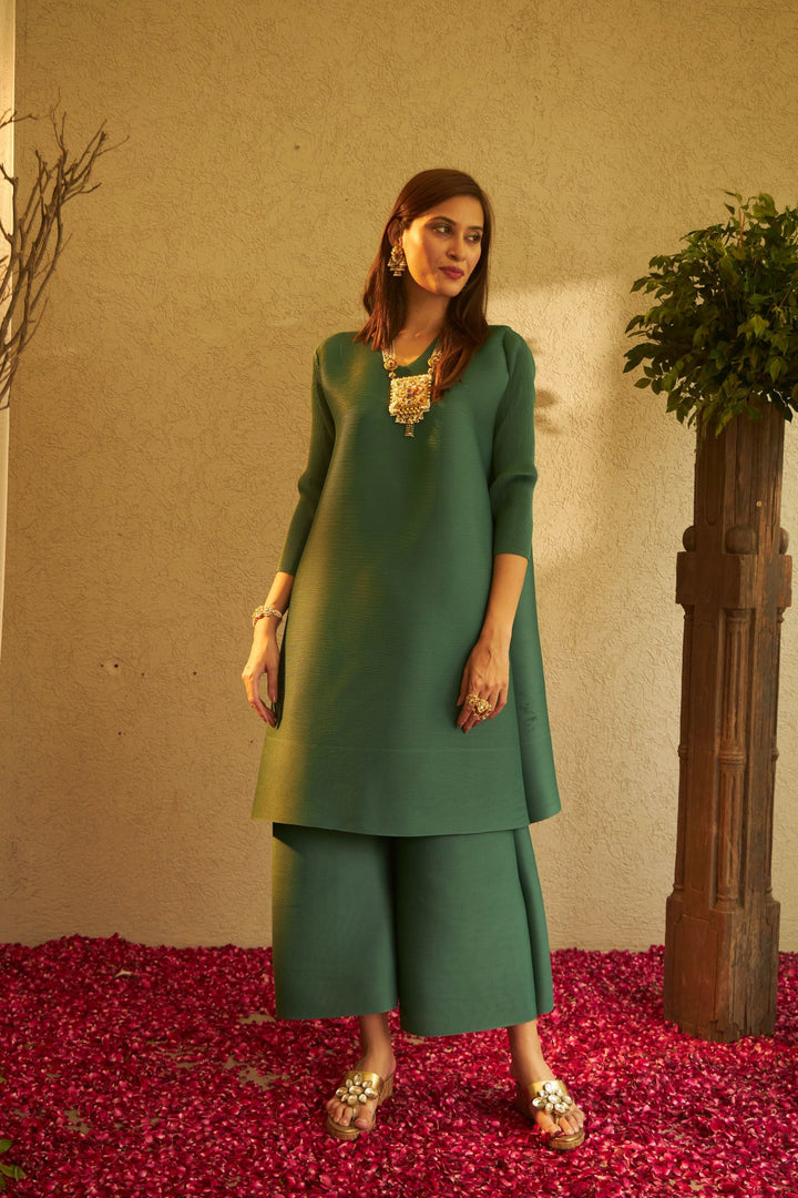 Kiara Kurta with Culottes Pants and Dupatta - Emerald