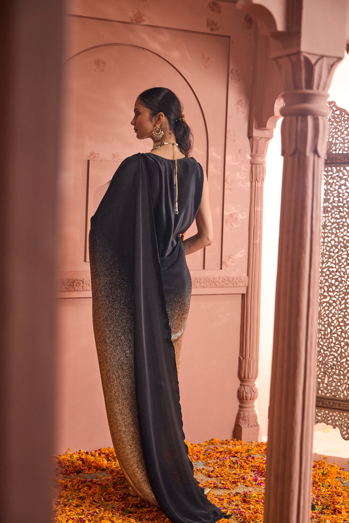 Idylic Adorned Gown Saree With Umbrous Palla - Black