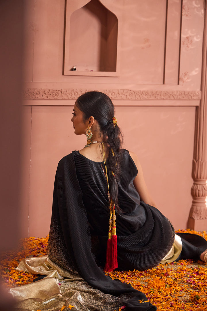 Idylic Adorned Gown Saree With Umbrous Palla - Black