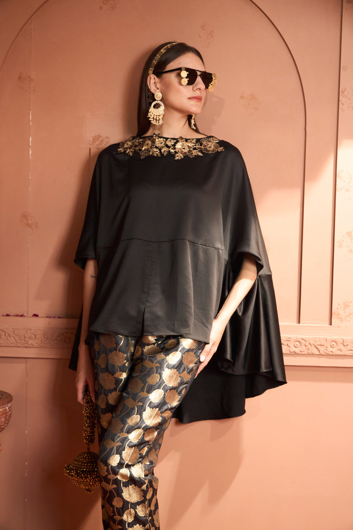 Kiri Embroidered Kaftan With Banarasi Lotus Pant - Black