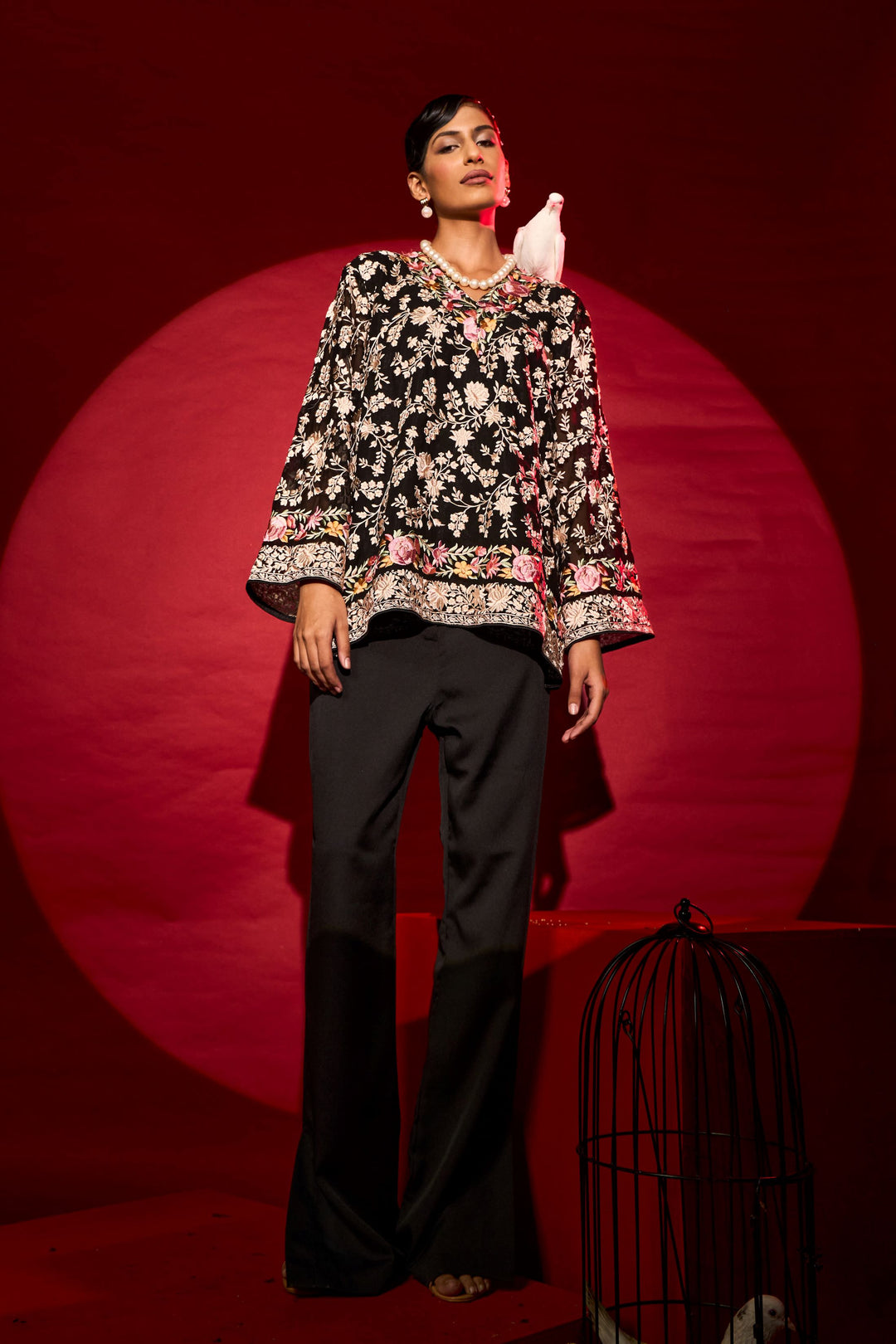 Reyna Gara V-Neck Top - Black