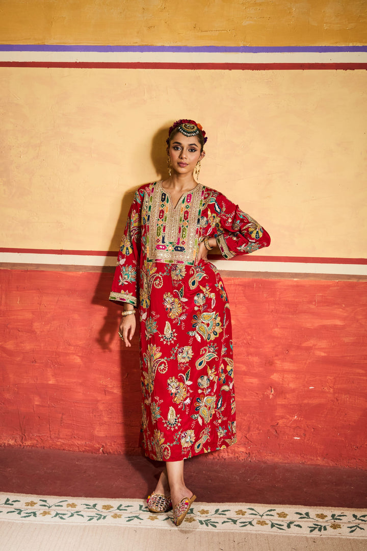 Elizey Paisley Embroidered Kaftan - Red