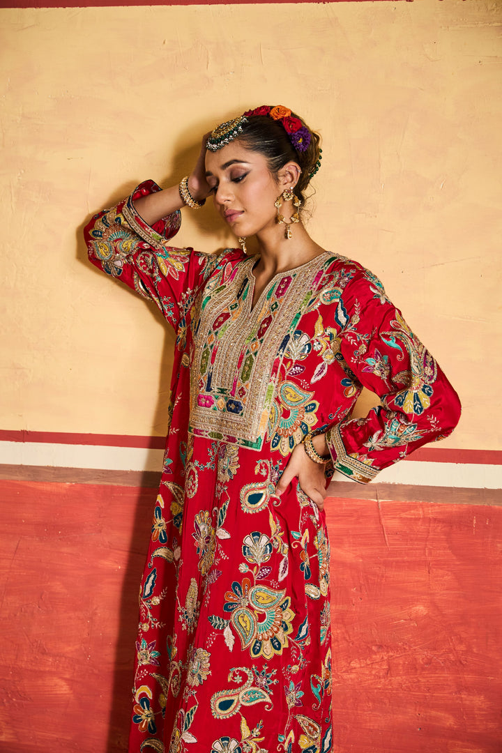 Elizey Paisley Embroidered Kaftan - Red