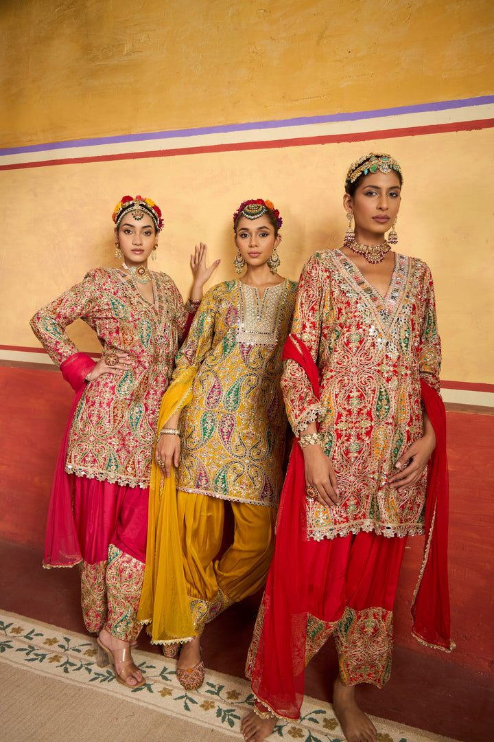 Elizey Paisley Embroidered Kurta Set - Red