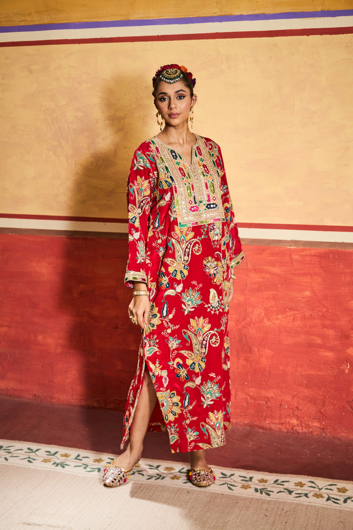 Elizey Paisley Embroidered Kaftan - Red