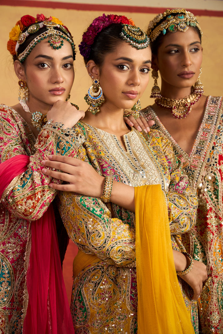 Elizey Paisley Embroidered Kurta Set - Pink