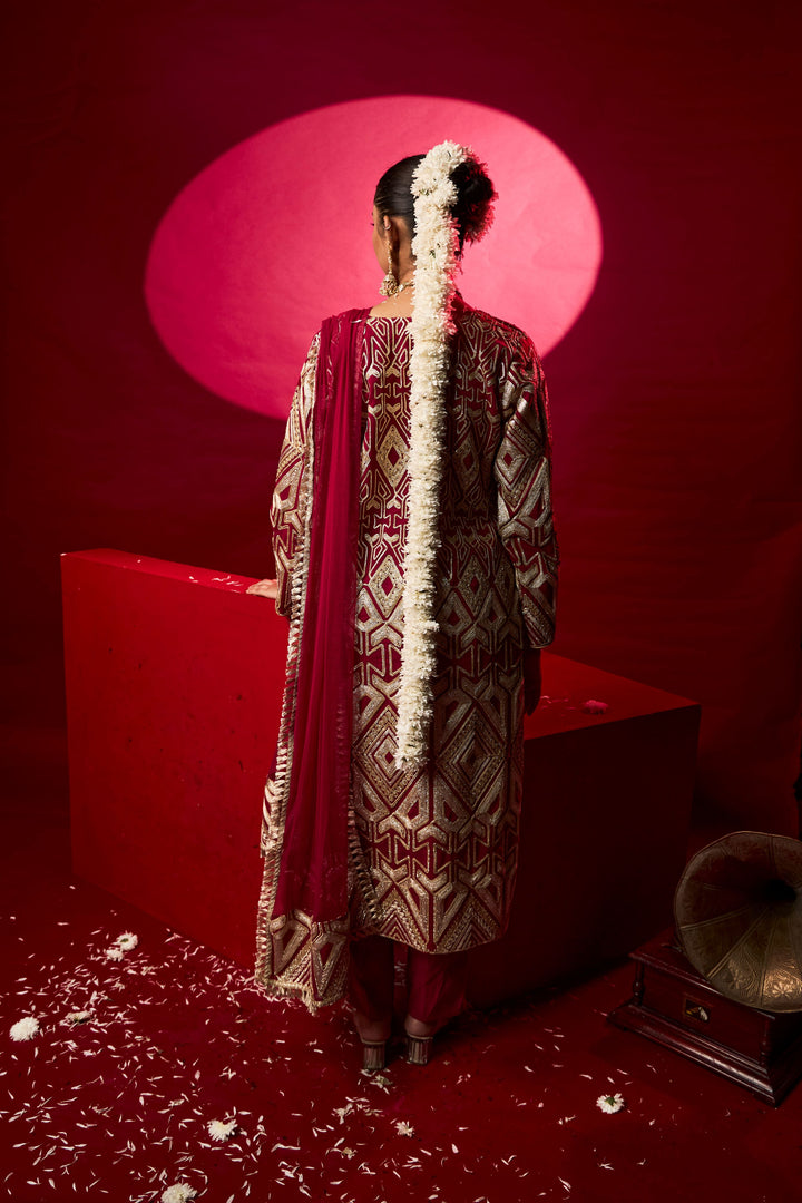 Gulnaaz Gota Kurta Set - Red