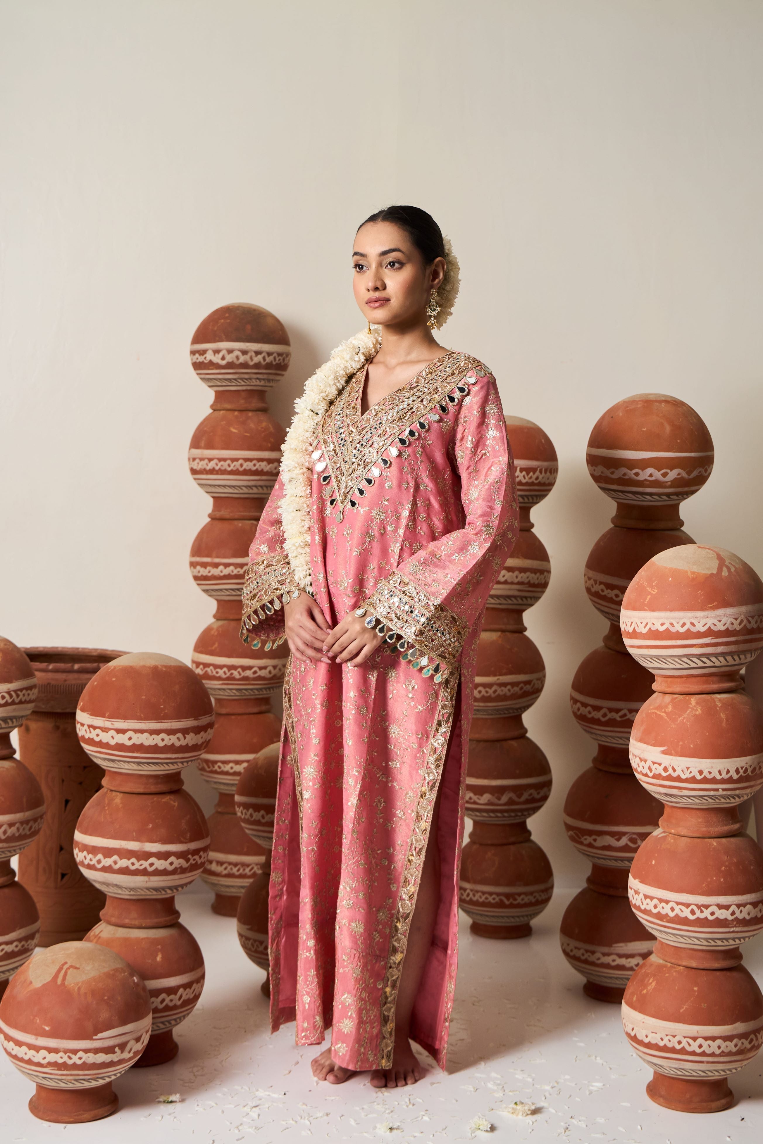 Inaaya Embroidered Kaftan - Pink