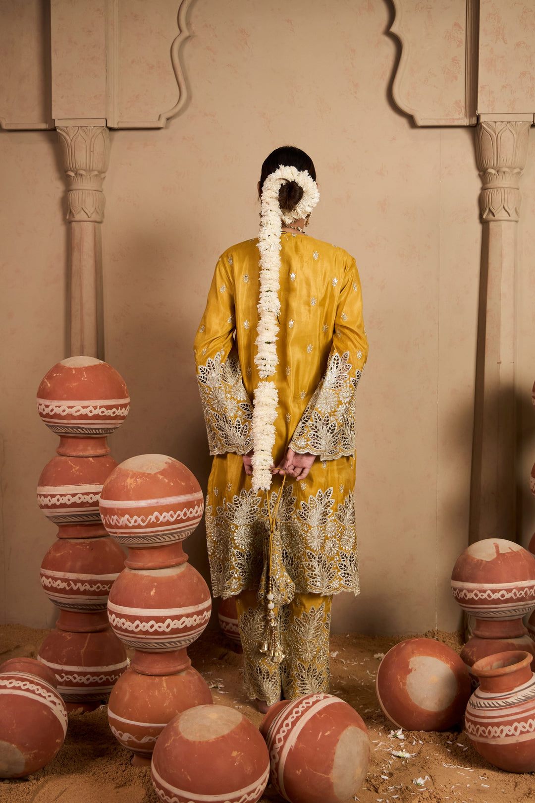 Aaina Ada Farshi Set - Sunheri