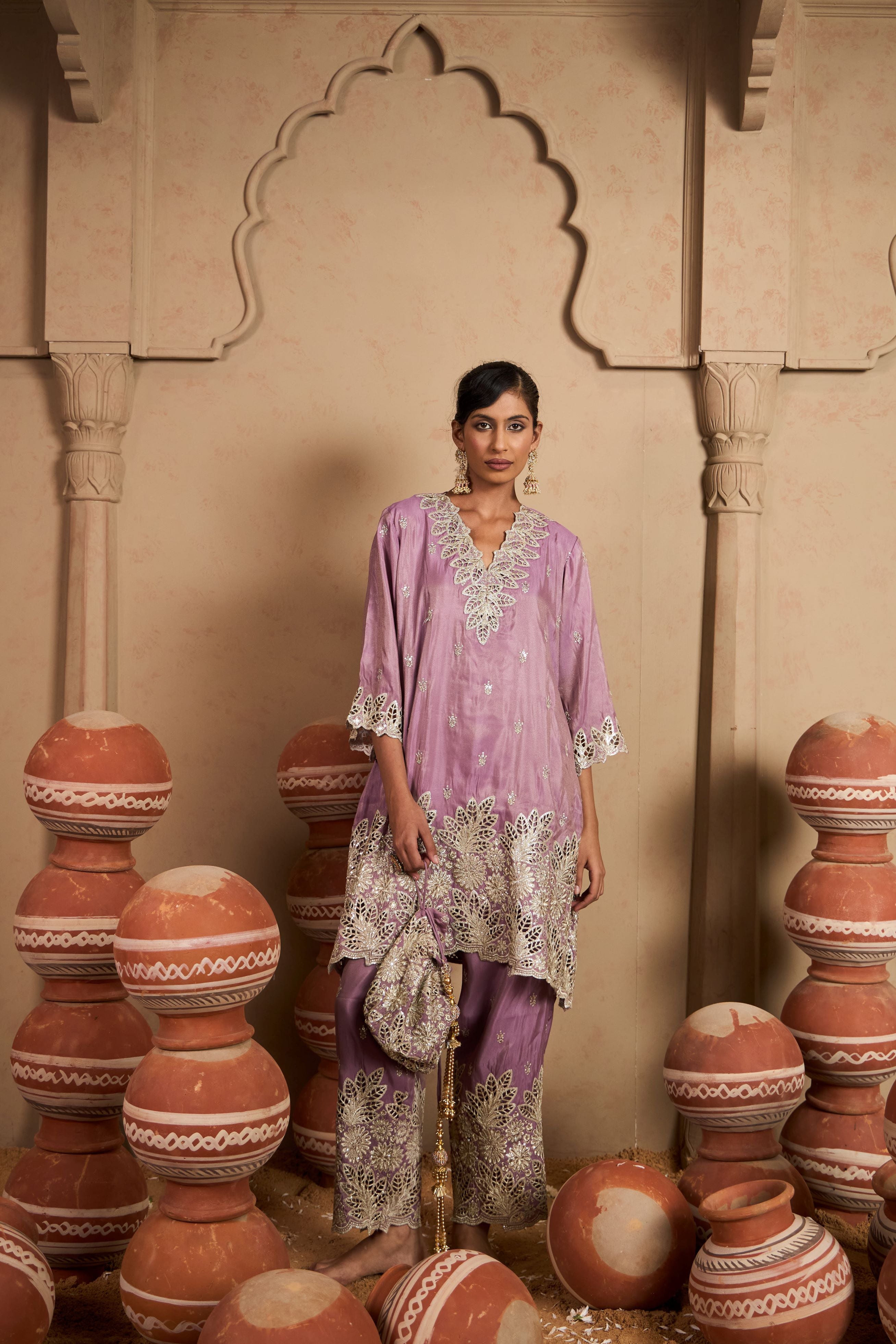 Aaina Ada Farshi Set - Gulabi