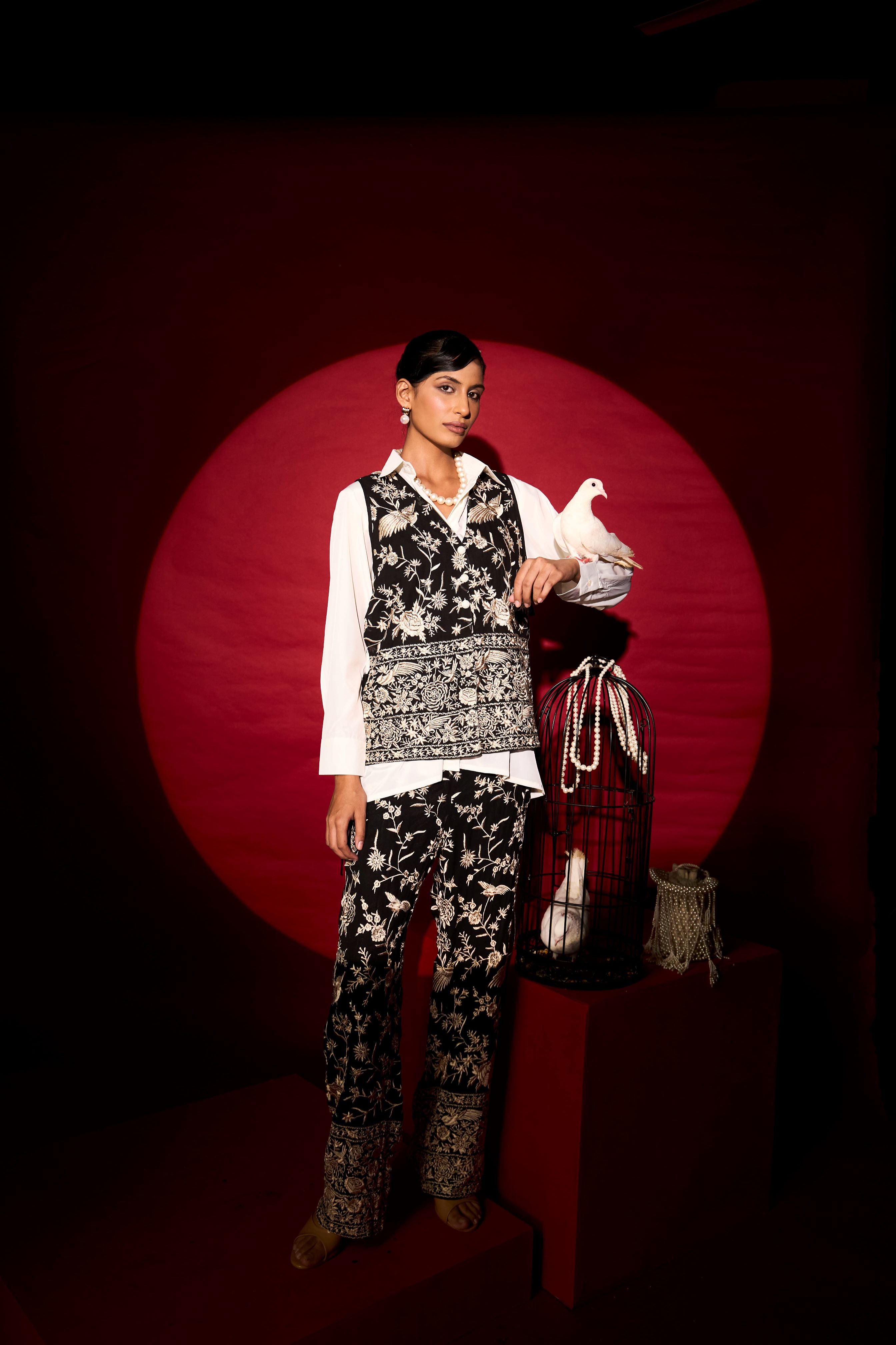 Reyna Gara Glazed Waist Coat With Coordinated Pants - Black