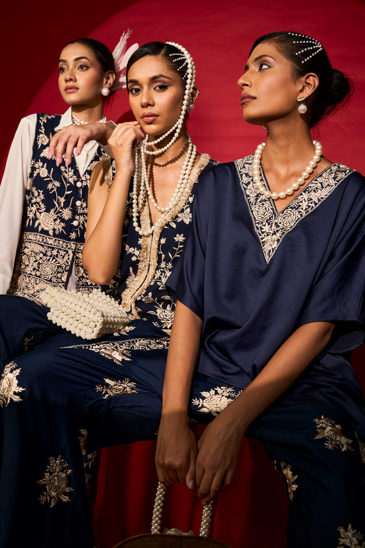 Reyna Gara V-Neck Top With Slit Pants - Blue