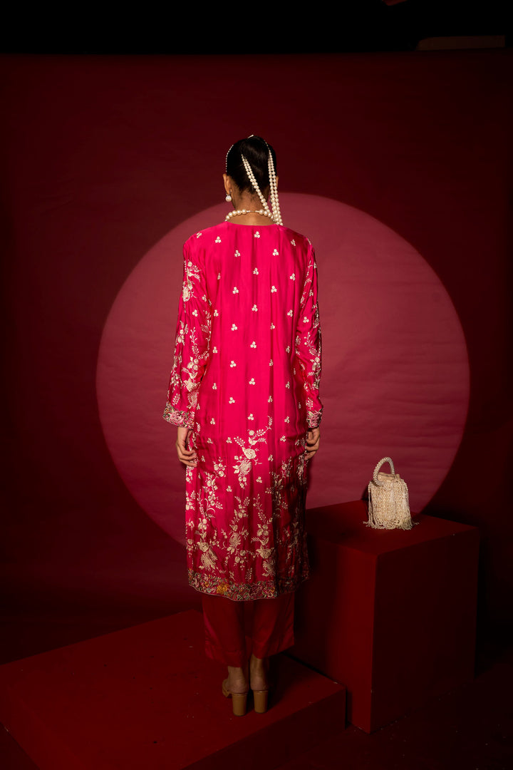 Reyna Gara Glazed Kurta Set - Fuschia