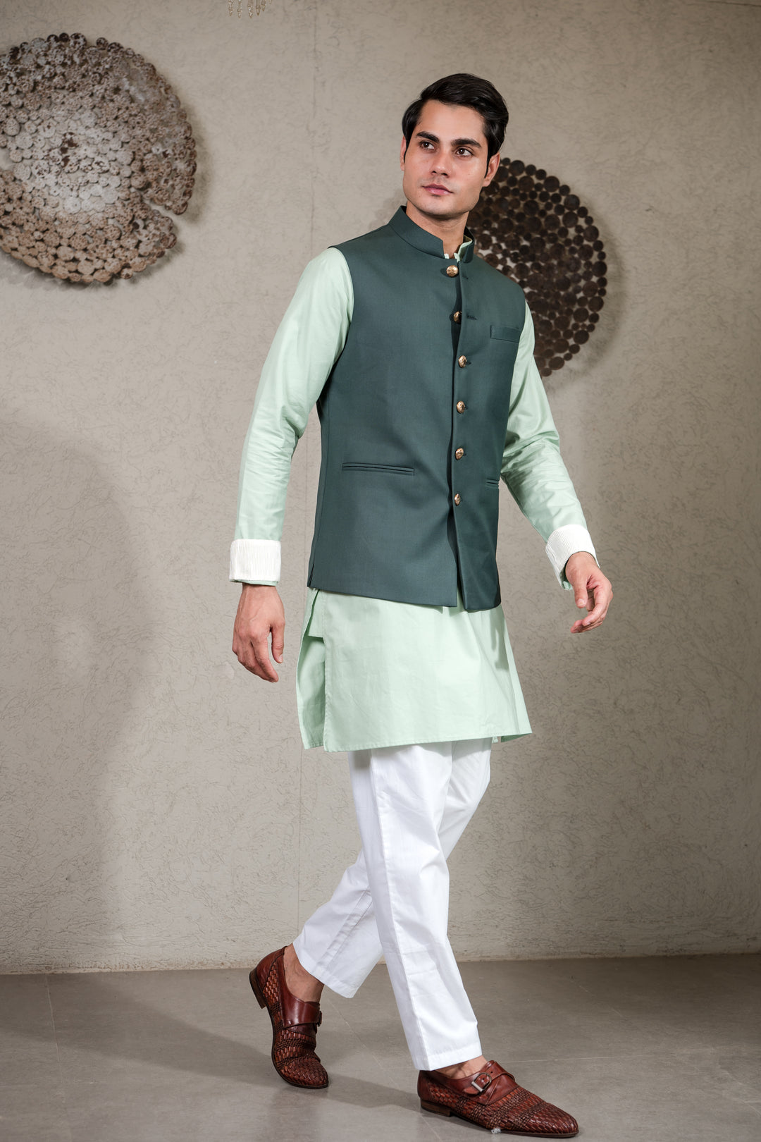 GREEN KURTA PLEATED STRIPE WITH JACKET