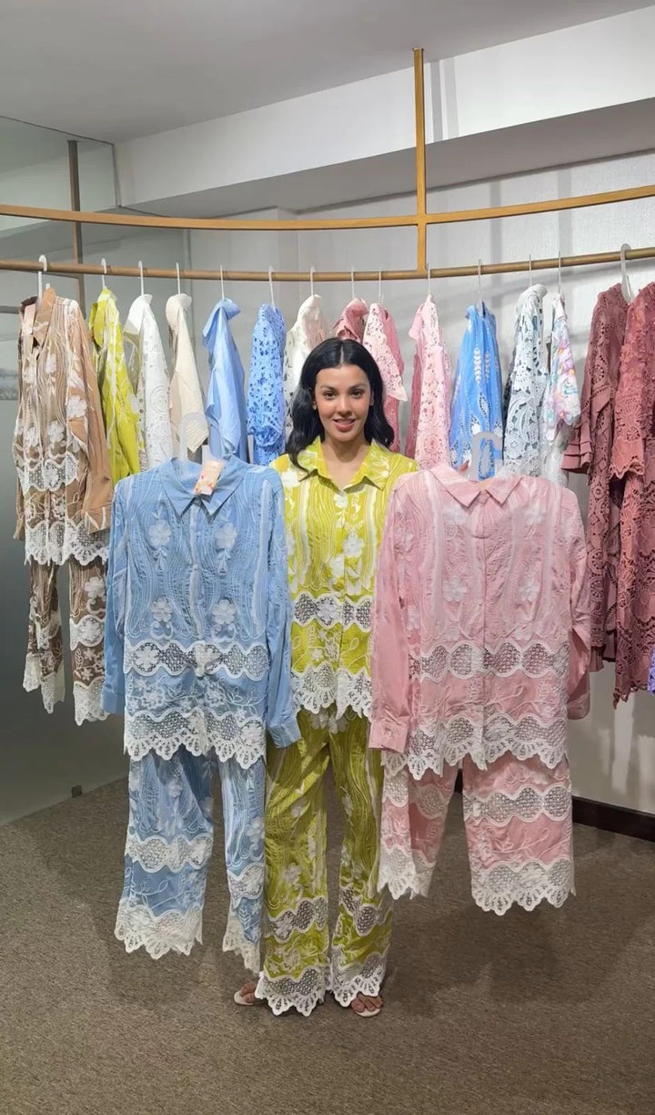 FAYOLA LACE DISTRESSED SET- POWDER BLUE