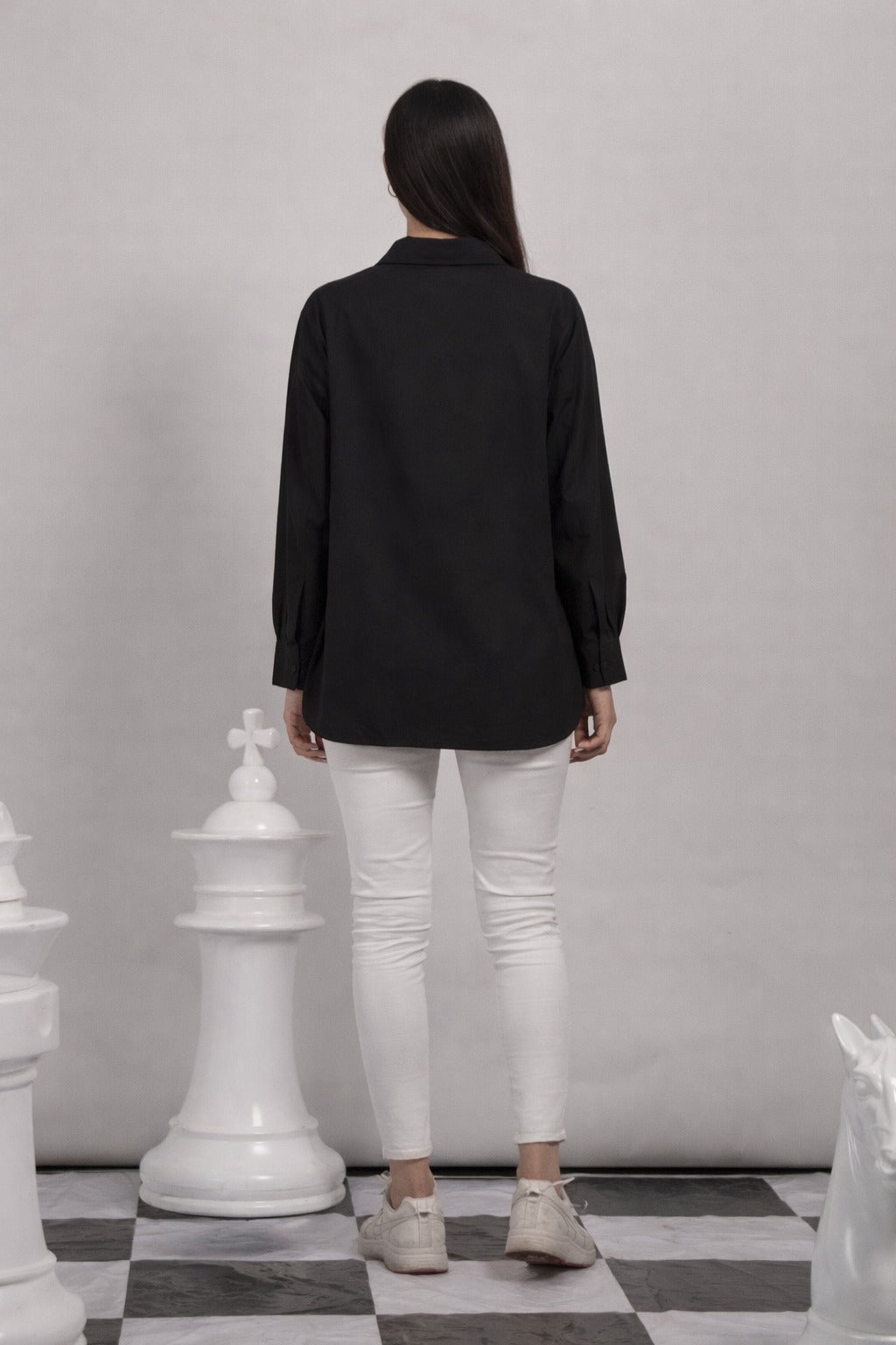 FEATHER ME UP SHIRT- BLACK