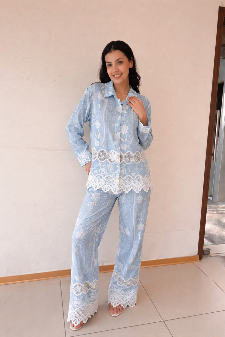 FAYOLA LACE DISTRESSED SET- POWDER BLUE