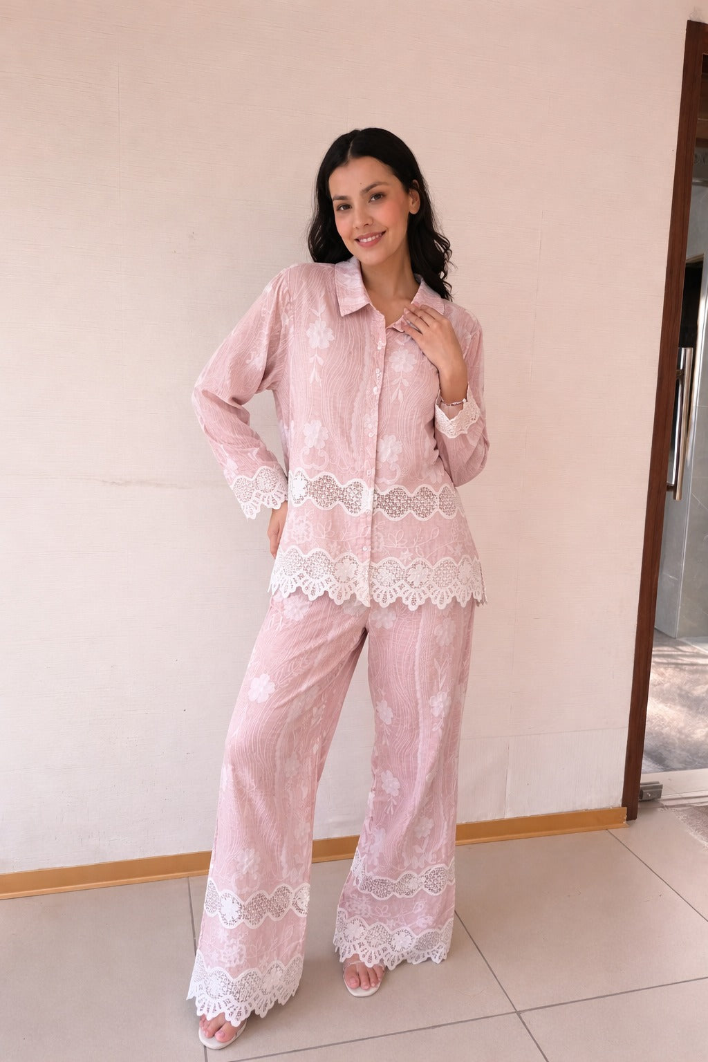 FAYOLA LACE DISTRESSED SET- PINK