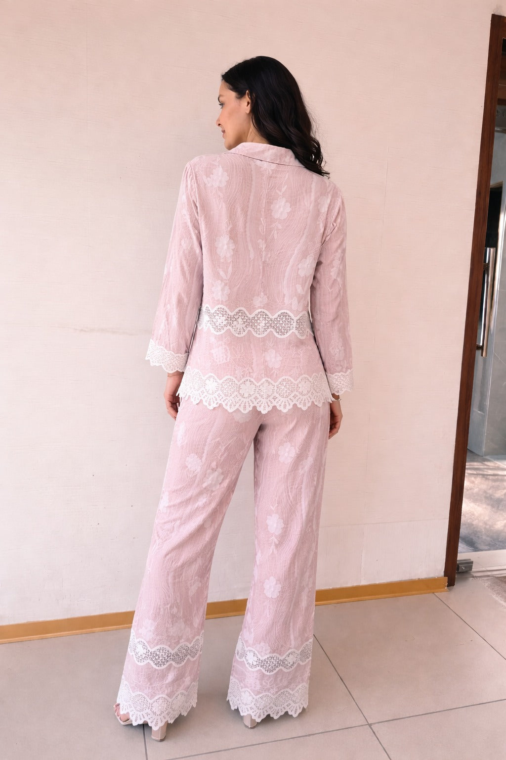 FAYOLA LACE DISTRESSED SET- PINK