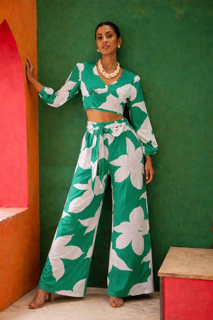 SOLEIL BLOOM CROP TOP WITH FALRED PANTS- GREEN
