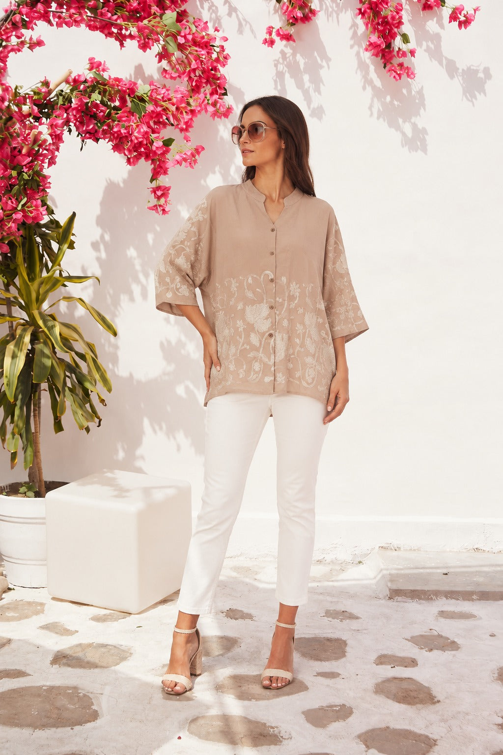 EMBROIDERED TOP- BEIGE