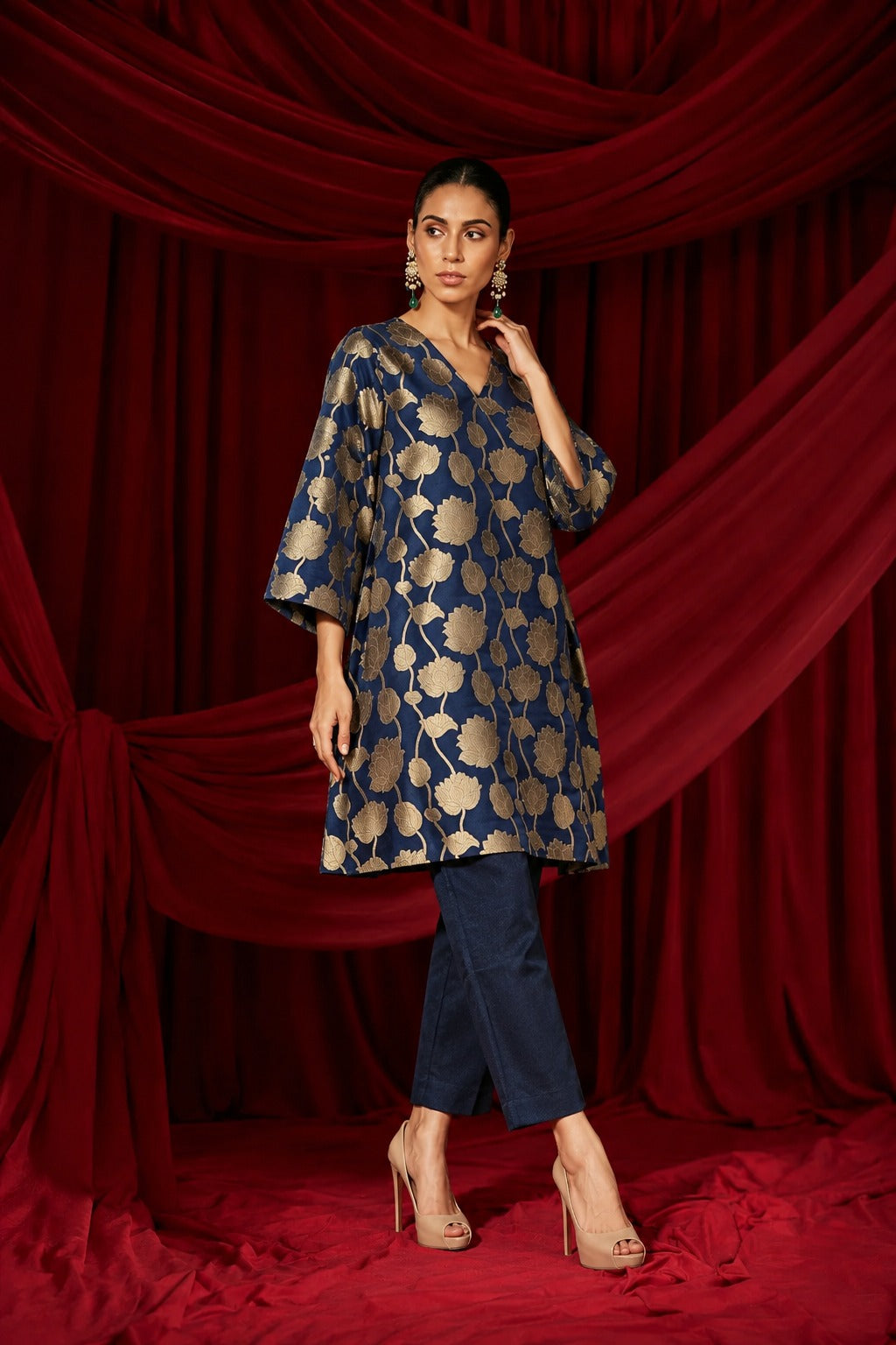 LOTUS BANARASI BROCADE KURTA SET- MIDNIGHT BLUE