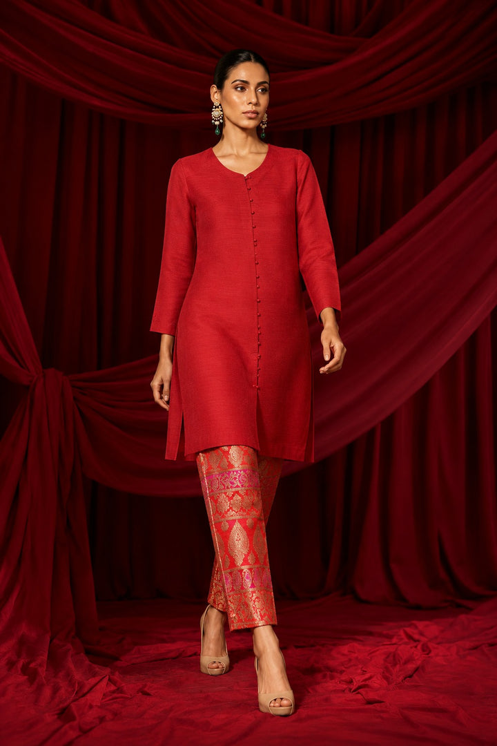 PLEATED TUNIC WITH BROCADE PANT -RED