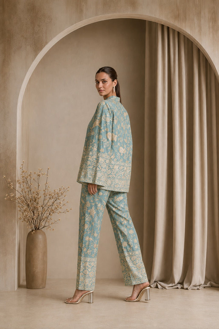Reyna Gara Glazed Cape Jacket With Coordinated Pants - Mint