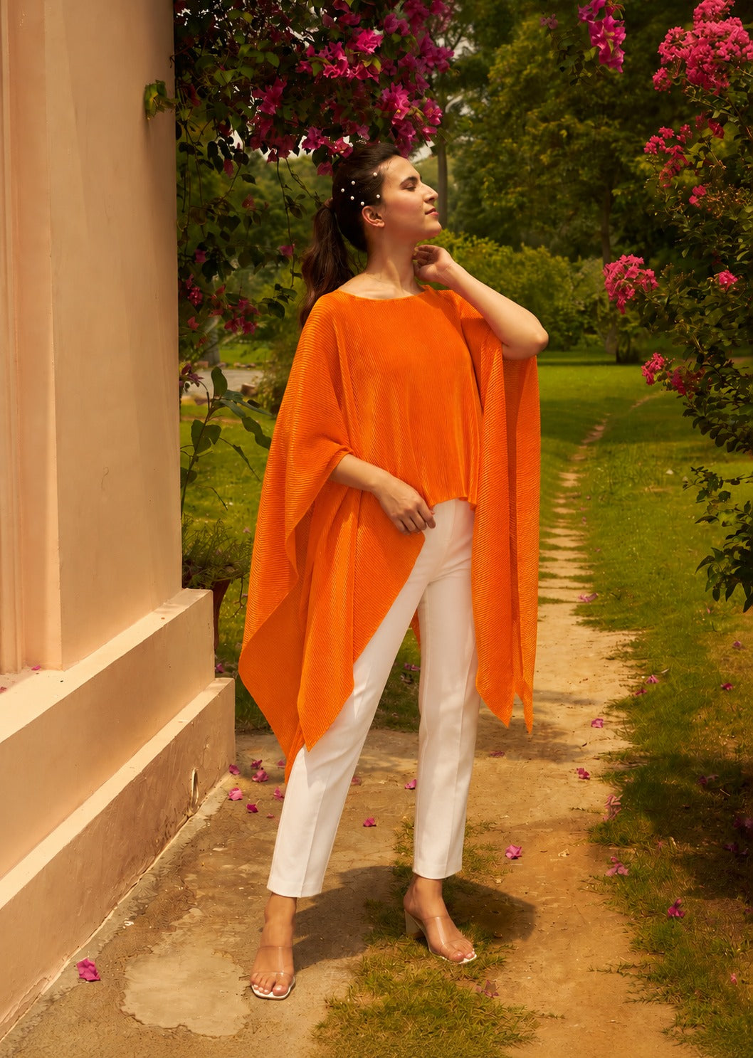 YELLOW CAPE